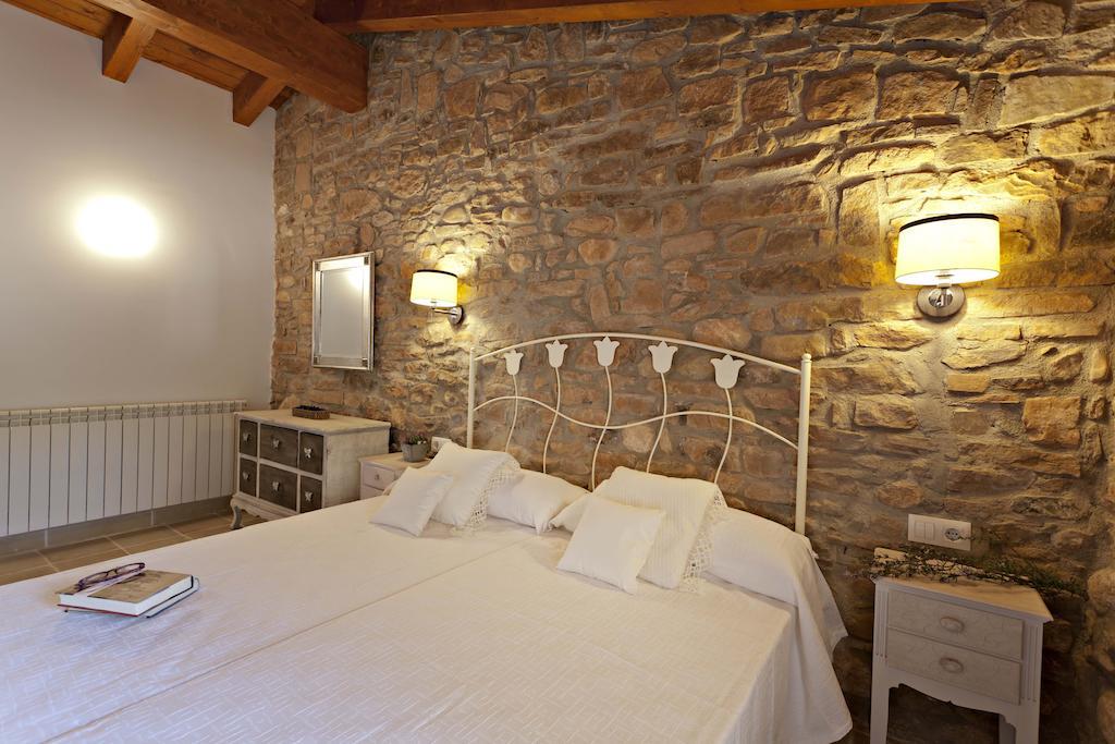 Masia Ca L'Anima Hotel La Baronia de Rialb Quarto foto